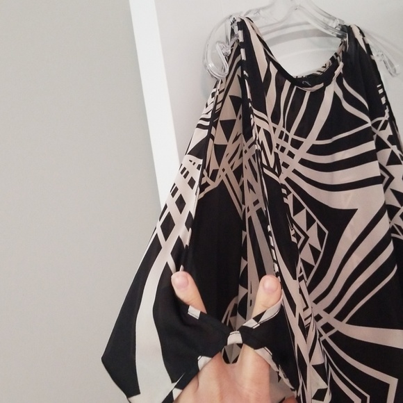 Top - Picture 3 of 3